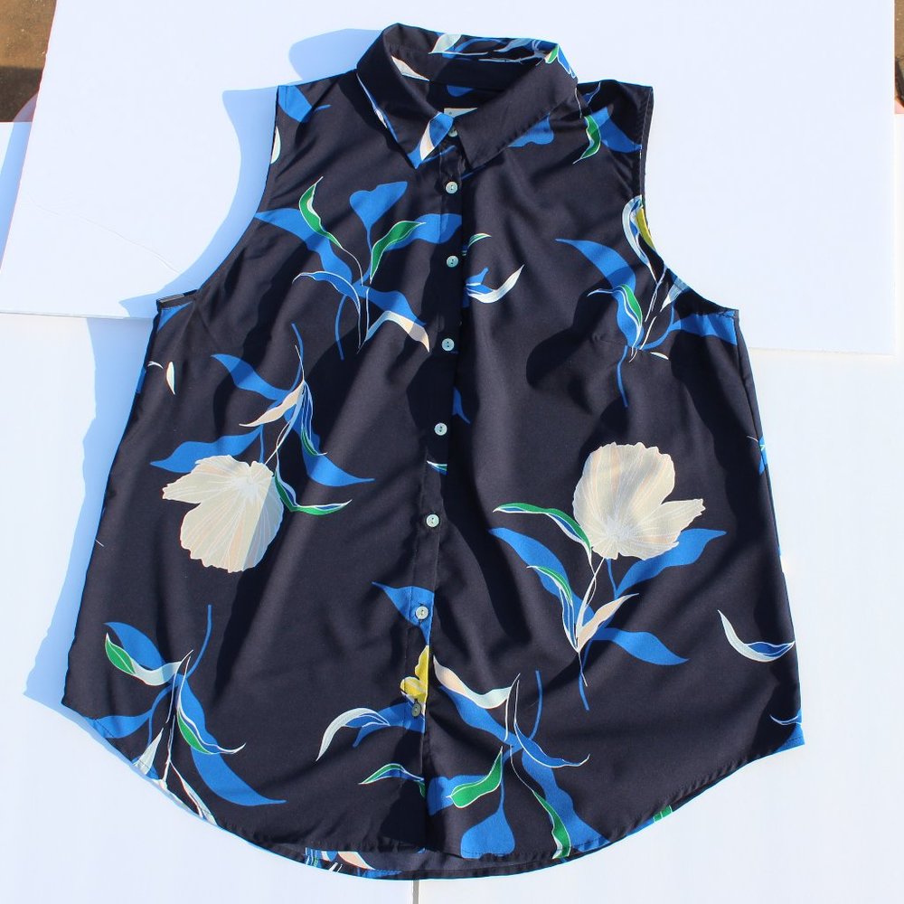Blue Floral Button Down